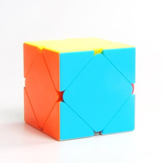 Qiyi QiCheng 3x3x3 Süper Hızlı Çarpık Eğik Akıl Zeka Küpü Oyuncak - Görsel 3