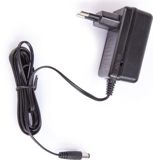 Sertec BCRW1000 6V/12V 1A Kademeli Batarya ve Akü Şarj Adaptörü
